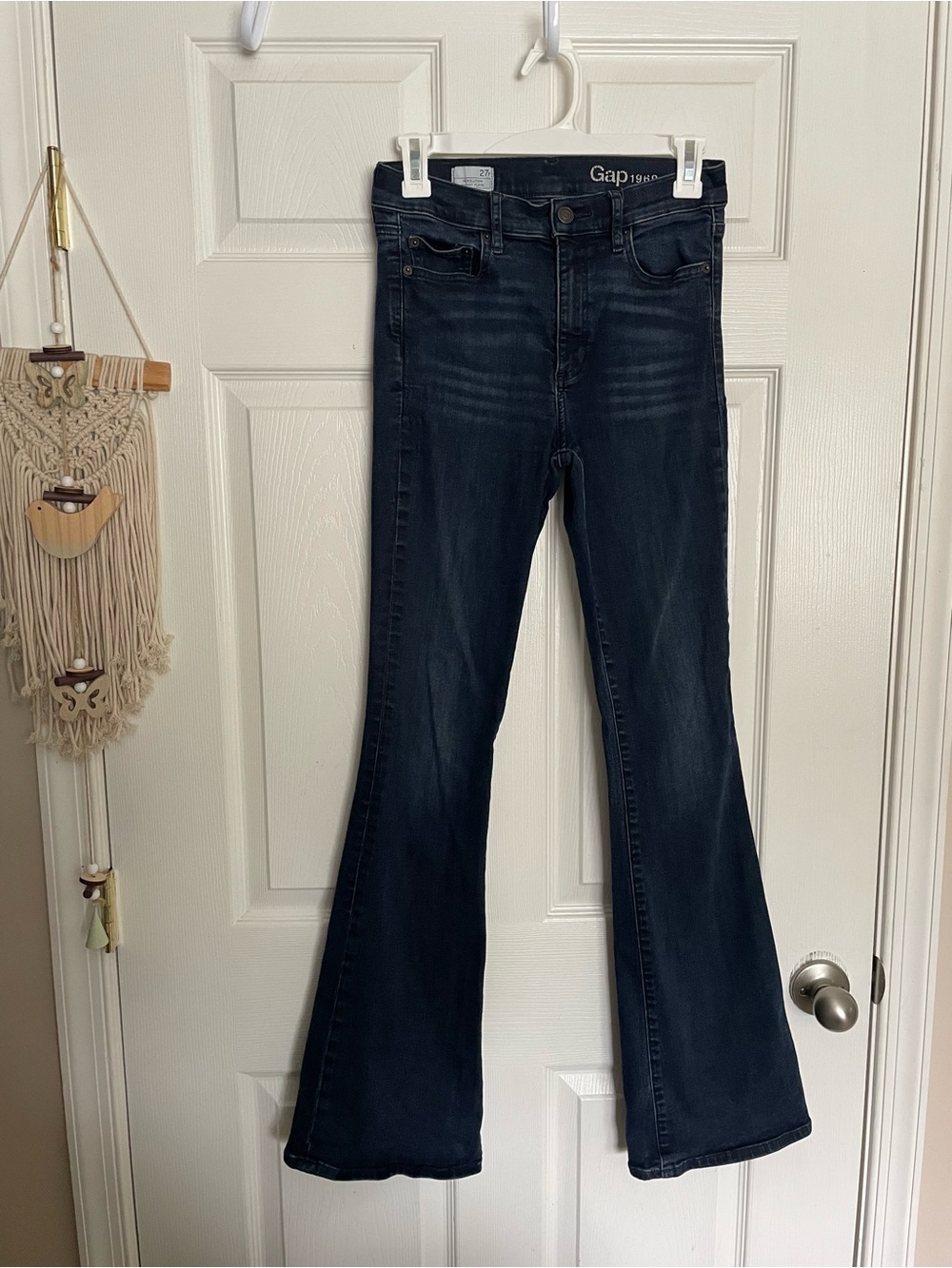 GAP 1969 Women’s size 27 Resolution Dark Wash Blue Skinny Flare Jeans